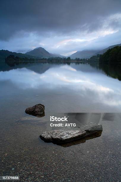 See Lake Übungen Stockfoto und mehr Bilder von Bedeckter Himmel - Bedeckter Himmel, Berg, Dämmerung