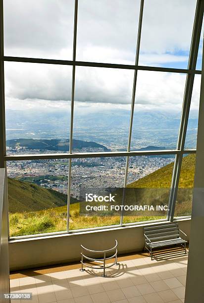 Blick Über Quito Stockfoto und mehr Bilder von Anden - Anden, Anhöhe, Ansicht aus erhöhter Perspektive