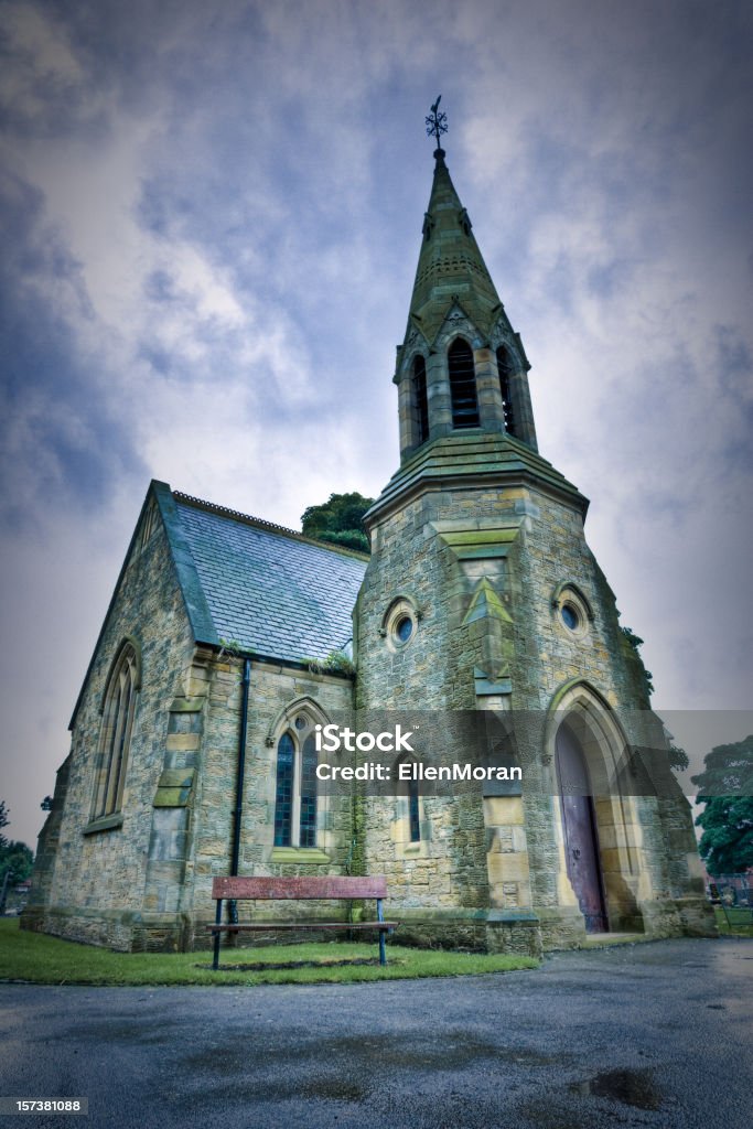 Vecchia chiesa scatto in HDR - Foto stock royalty-free di 2000-2009