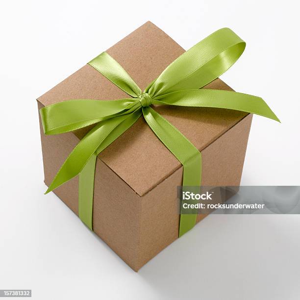 De Natal Gift - Fotografias de stock e mais imagens de Caixa de Papelão - Caixa de Papelão, Comércio - Consumismo, Figura para recortar