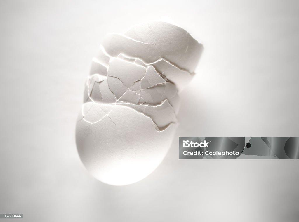 Cracking Shells Cracked Egg Shells Stock Photo - Download Image Now - Broken, Close-up ...