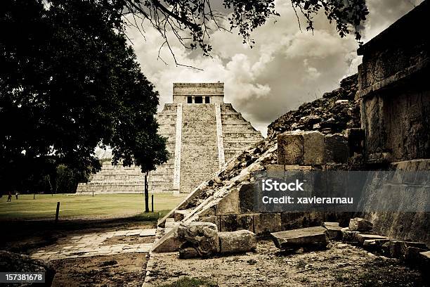 Chichen Itzá - Fotografias de stock e mais imagens de América Latina - América Latina, Antigo, Antiguidades