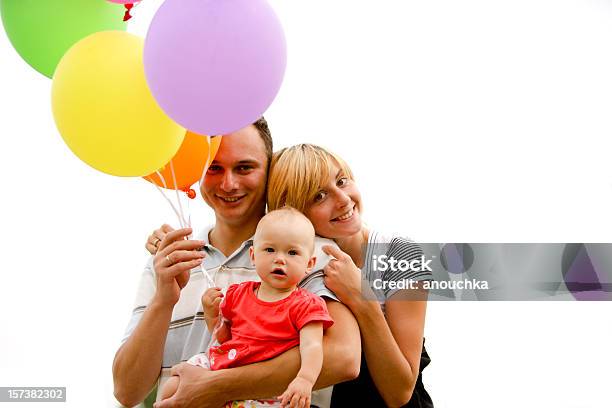 Glückliche Junge Familie Stockfoto und mehr Bilder von 6-11 Monate - 6-11 Monate, Attraktive Frau, Baby