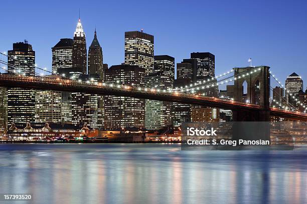 Skyline Di New York - Fotografie stock e altre immagini di Acqua fluente - Acqua fluente, Albergo, Ambientazione esterna