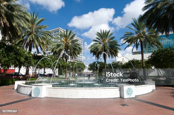 Fontana Di Fort Lauderdale - Fotografie stock e altre immagini di Centro della città - Centro della città, Fort Lauderdale, Acqua