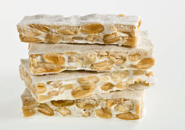 hard clásico turron (alicante - torrone fotografías e imágenes de stock