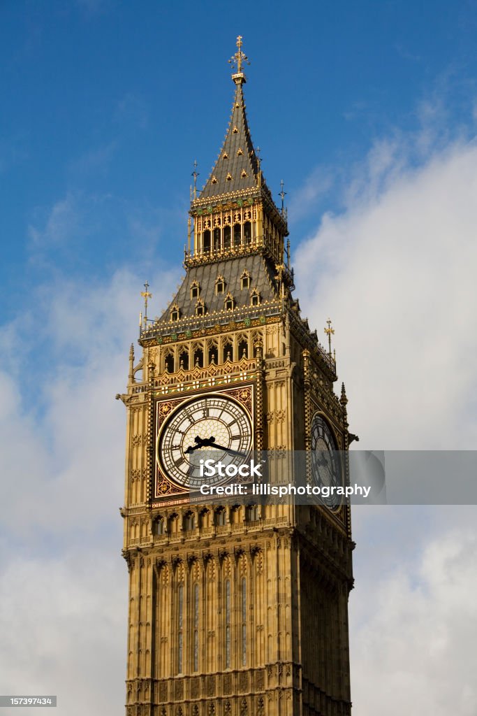 Big Ben em Londres, Inglaterra - Foto de stock de Alto - Descrição Geral royalty-free