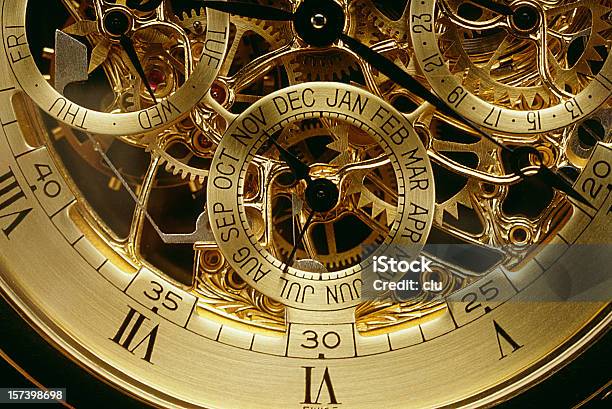 Uhrwerk Orange Gold Stockfoto und mehr Bilder von Uhr - Uhr, Zahnrad, Nahaufnahme