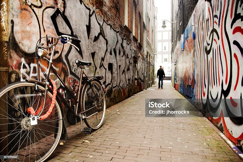 Amsterdam Alley - Foto de stock de Pintada libre de derechos
