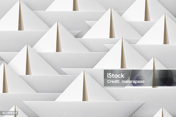 Barcos De Papel Foto de stock y más banco de imágenes de Origami - Origami, Barco de papel, Embarcación marina