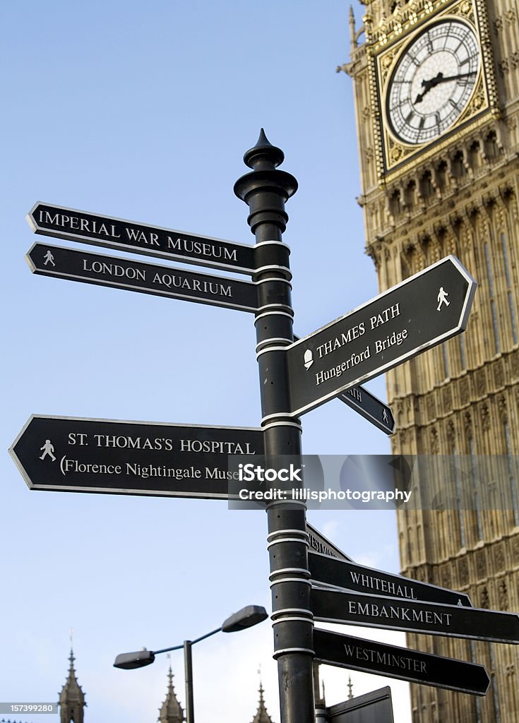 O Big Ben e as placas de Londres - Foto de stock de Big Ben royalty-free