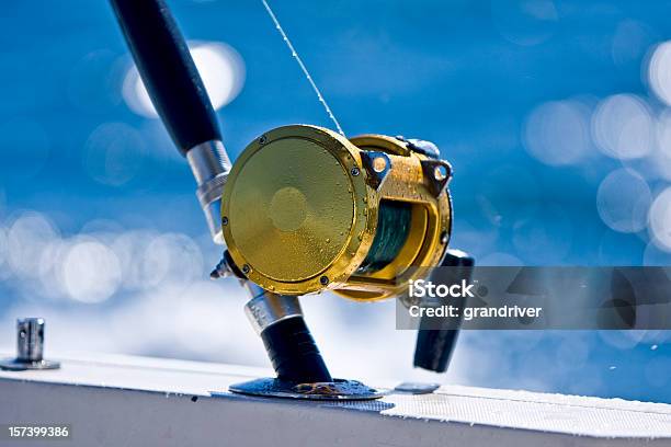 Mulinello - Fotografie stock e altre immagini di Ambientazione esterna - Ambientazione esterna, Canna da pesca, Composizione orizzontale