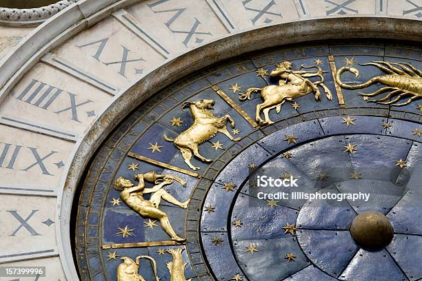Photo libre de droit de Astrological Clock Piazza San Marco À Venise banque d'images et plus d'images libres de droit de Signes du Zodiaque - Signes du Zodiaque, Architecture, Bâtiment vu de l'extérieur