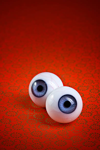 istock eye ball contact 157400147