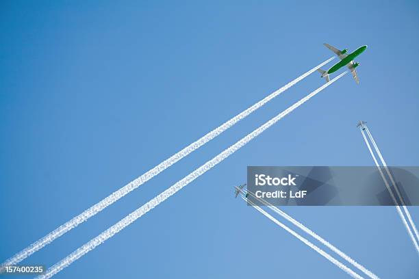 Foto de Verde De Voo e mais fotos de stock de Avião - Avião, Dióxido de Carbono, Avião comercial