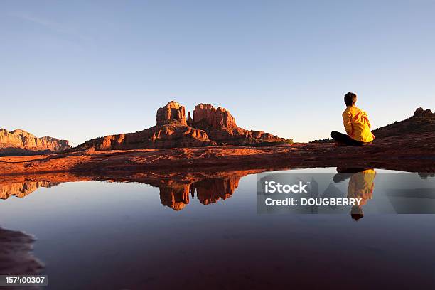 Photo libre de droit de Cathedral Rock À Sedona En Arizona banque d'images et plus d'images libres de droit de Sedona - Sedona, Vortex, Arizona