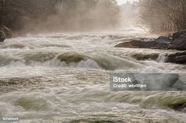 Photo libre de droit de Wild Water banque d'images et plus d'images libres de droit de Appalaches - Appalaches, Aventure, Brouillard