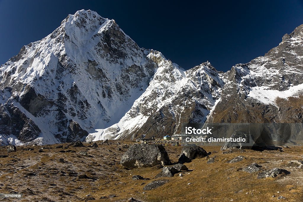 Himalaya Nepal Arkam EET (6335 m) observada de Dzonghla. Grande detalhes! - Royalty-free Ao Ar Livre Foto de stock