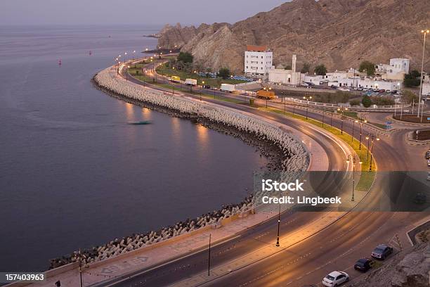 Mutrah В Сумерки — стоковые фотографии и другие картинки Оман - Оман, Матрах, Движение - транспорт