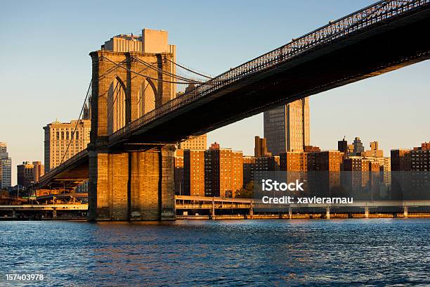 Foto de Manhã Em Nova York e mais fotos de stock de Ponte de Manhattan - Ponte de Manhattan, Arquitetura, Azul