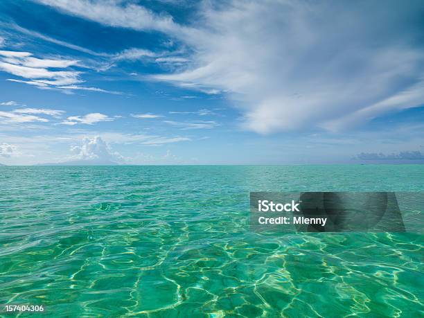 Photo libre de droit de Magnifique Lagon banque d'images et plus d'images libres de droit de Beauté de la nature - Beauté de la nature, Bleu, Ciel changeant