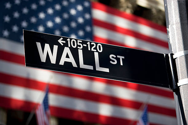 istock Wall street sign in Manhattan 157404979
