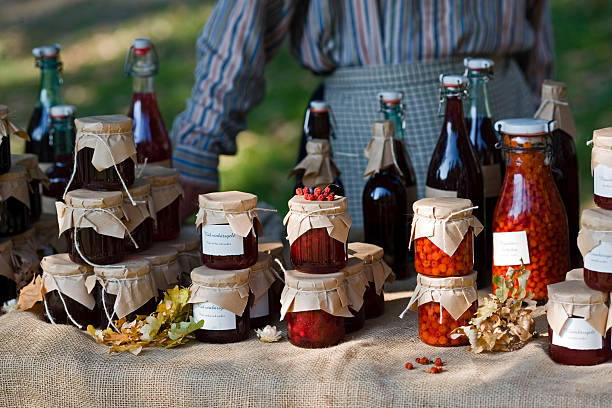 farmer's market (suécia - country market - fotografias e filmes do acervo