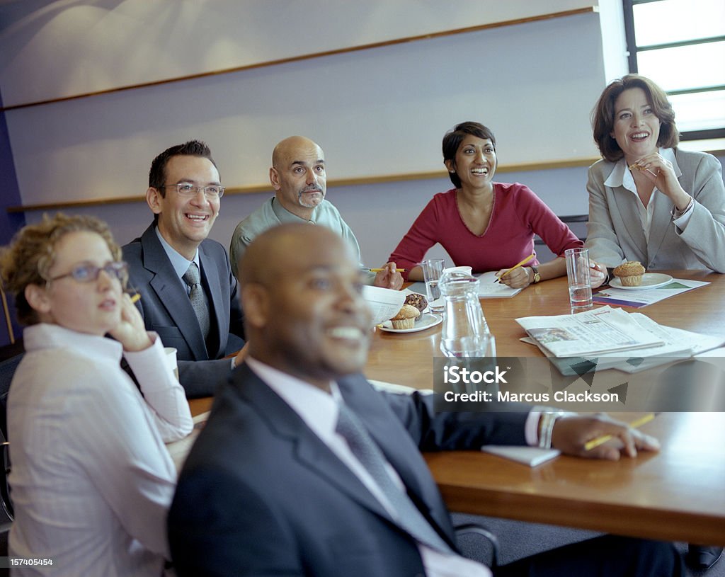 Informal sala de juntas para reuniones - Foto de stock de Adulto libre de derechos