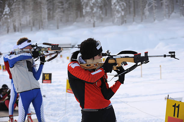 biathlon praktyce - biathlon zdjęcia i obrazy z banku zdjęć