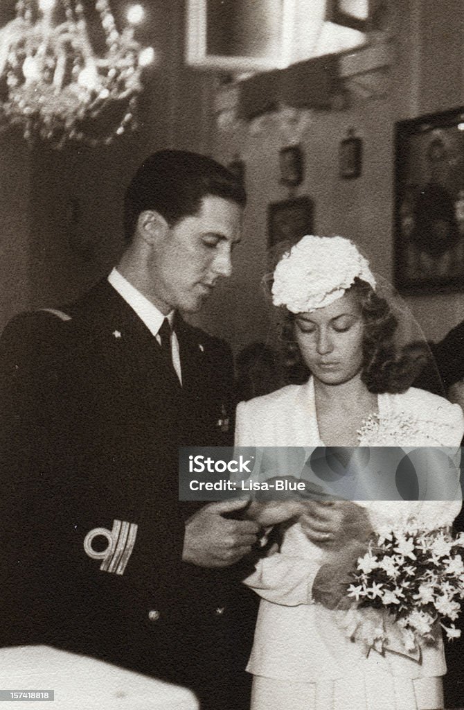 Mariage à 1941.Black et blanc. - Photo de Mariage libre de droits