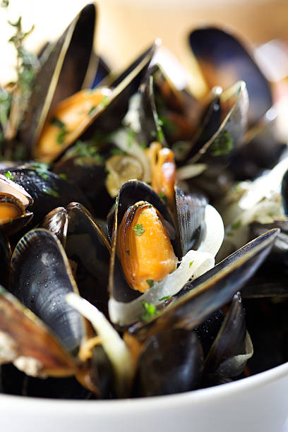 istock Fresh mussels in white wine 157418951