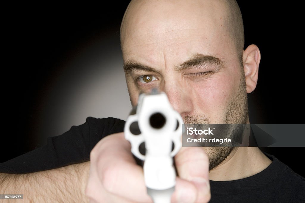 Homem visando arma - Foto de stock de Adulto royalty-free