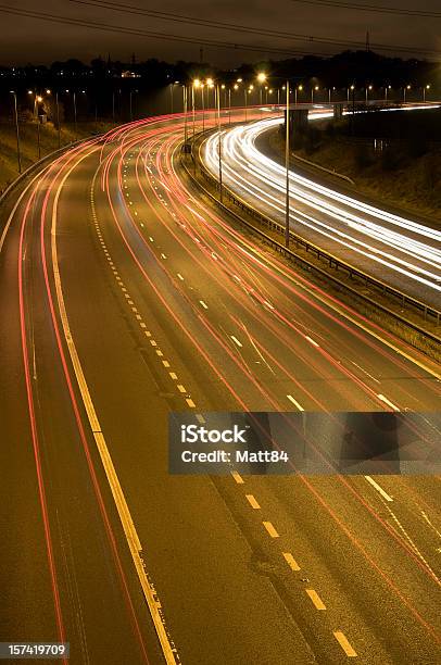 Foto de Depois De Escurecer 05 Novo e mais fotos de stock de Autoestrada - Autoestrada, Pista de Corrida, Acender