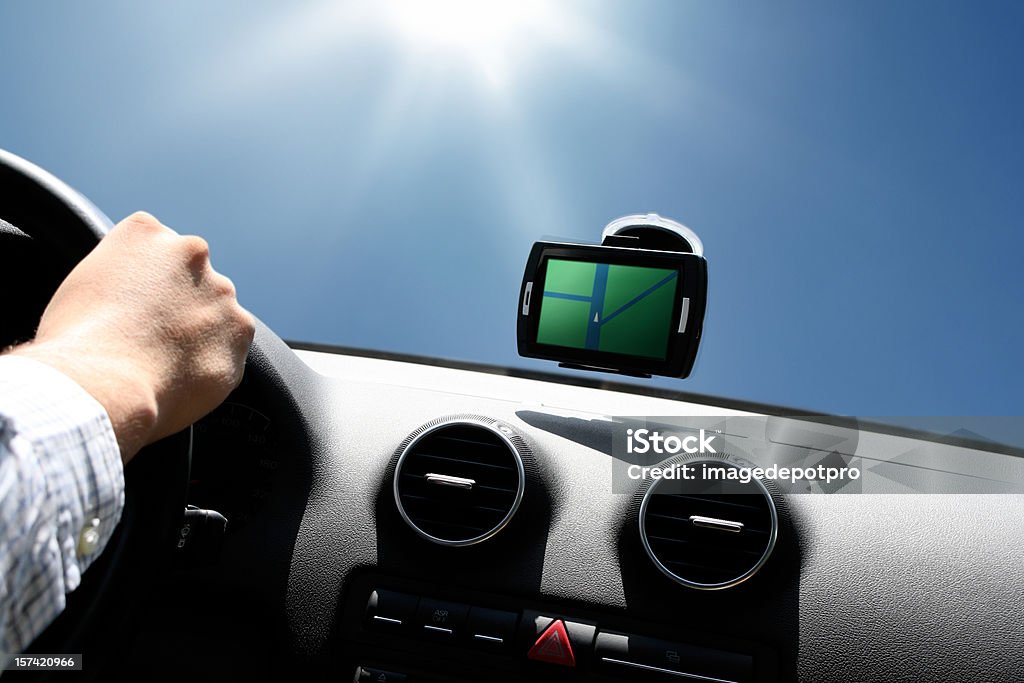 gps de voiture sous le soleil - Photo de Copilote - Pilote libre de droits