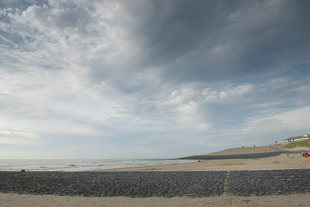 playa de schoorl (países bajos - schoorl fotografías e imágenes de stock