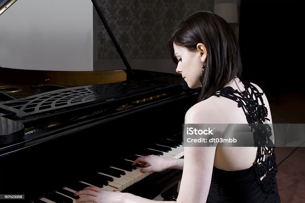 Young pianista de - Foto de stock de Adulto libre de derechos