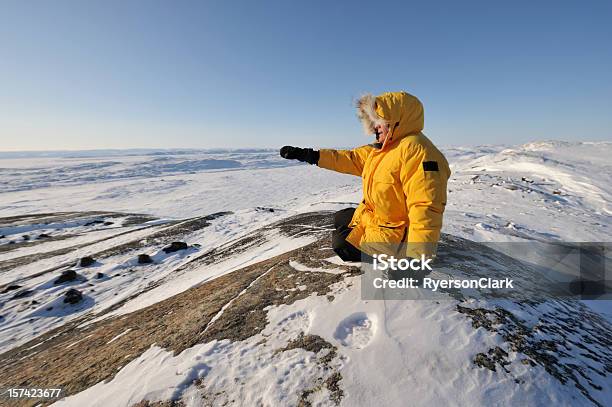 파카 사람 높은 북극해 배핀 도서지역 이칼루이트에 대한 스톡 사진 및 기타 이미지 - 이칼루이트, 누나부트, 사람들
