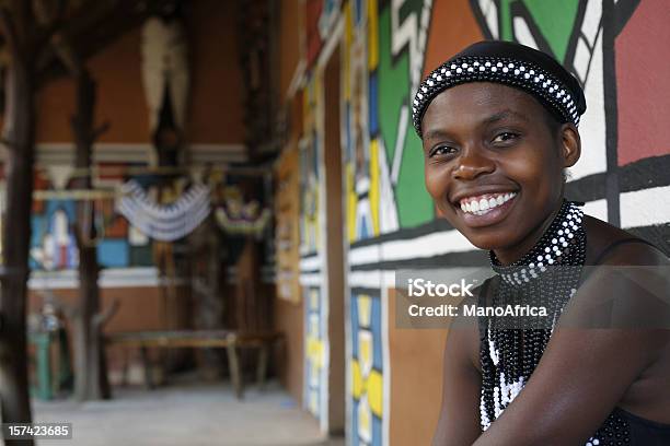 Foto de Étnico Mulher Da África Do Sul e mais fotos de stock de 20 Anos - 20 Anos, Adulto, Beleza