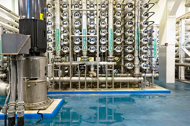 osmose - sewage treatment plant purified water water desalination plant - fotografias e filmes do acervo
