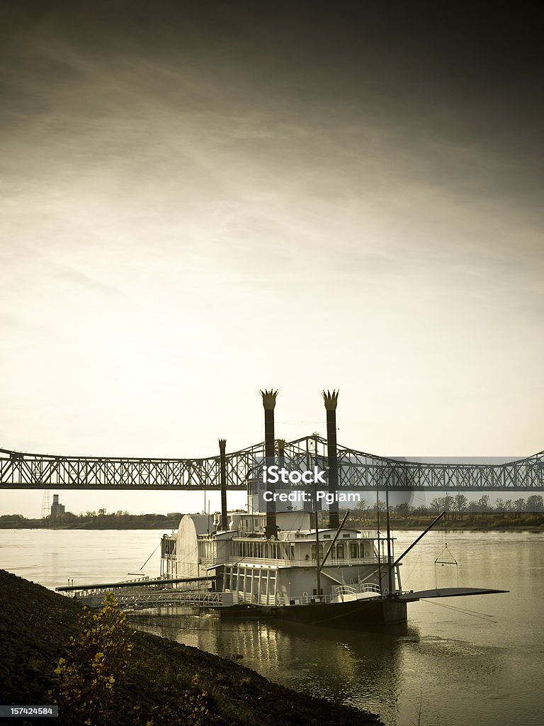 Riverboat auf dem Mississippi - Lizenzfrei Dampfschiff Stock-Foto