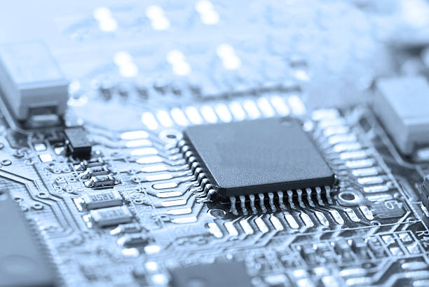 microchip - circuit board electrical equipment technology computer chip foto e immagini stock