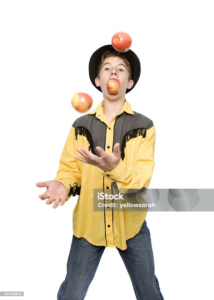 Fare il giocoliere mele - Foto stock royalty-free di Ragazzi adolescenti