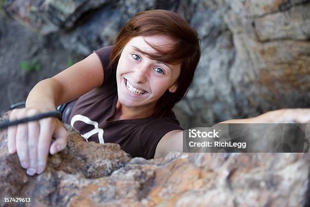 Foto de Adolescente Rock Alpinista e mais fotos de stock de Escalar - Escalar, Falésia, Vista de Cima