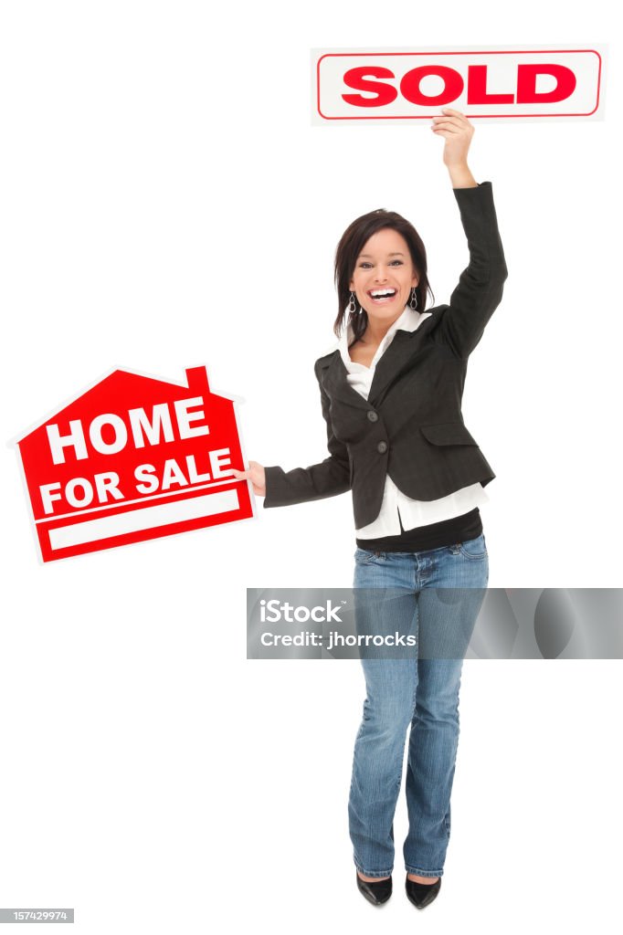 Agente immobiliare con segno di'casa per Sale' - Foto stock royalty-free di Abbigliamento casual