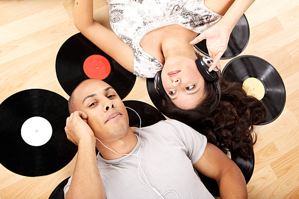 istock listening to music 157432905