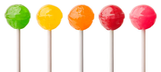 cinque lolipops, verde, giallo, arancione, rosso e rosa isolati - lollipop isolated multi colored candy foto e immagini stock