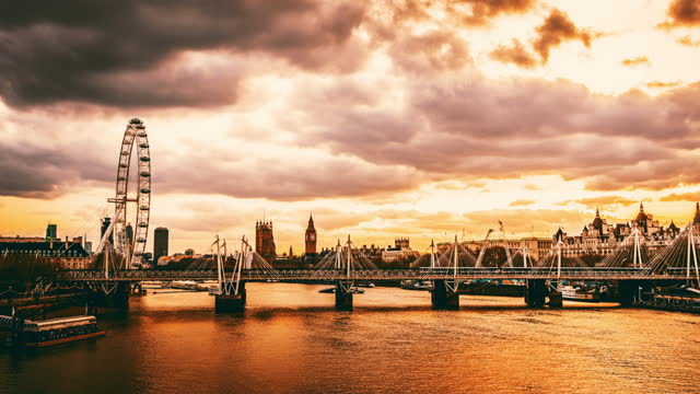 Timelapse of River Thames at sunset, London skyline