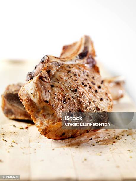 グリルポークチョップ - ロインのストックフォトや画像を多数ご用意 - ロイン, 豚肉, チョップ肉