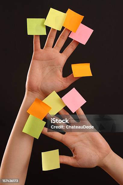 Diez Notas Adhesivas Foto de stock y más banco de imágenes de Adulto - Adulto, Bloque de mensajes, Color - Tipo de imagen