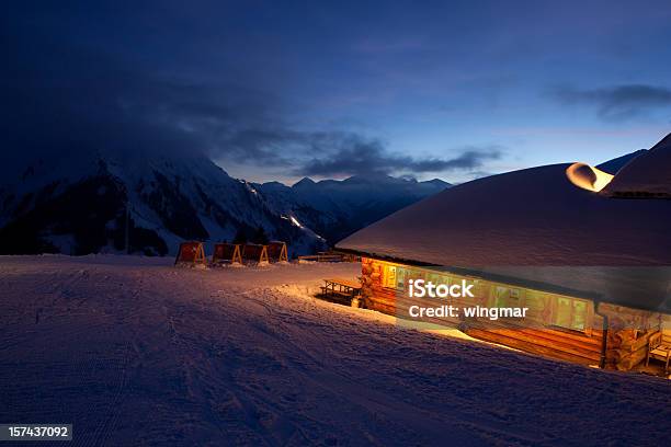 Tiroler Winter Hut Stockfoto und mehr Bilder von Bundesland Tirol - Bundesland Tirol, Schnee, Alpen